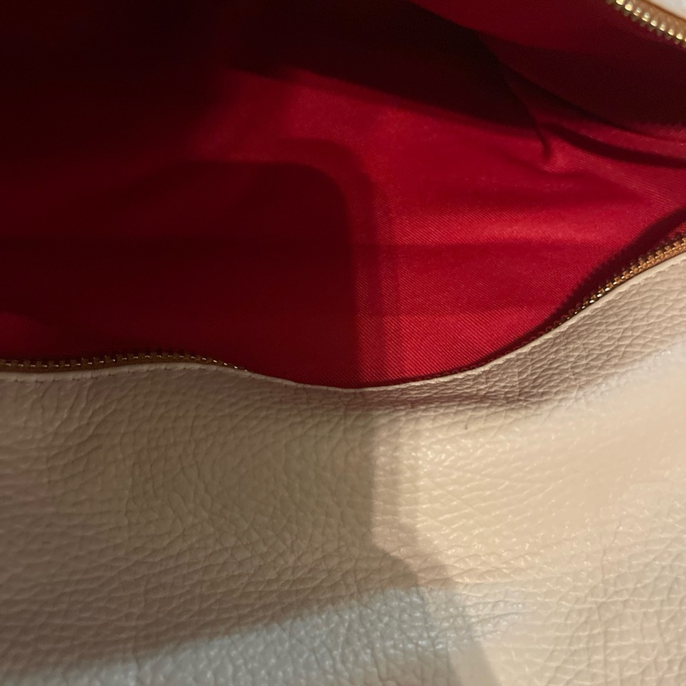 Valentina Red Genuine Leather Purse - Picture 7 of 11